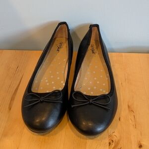 Cat & Jack Black Dress Shoes with Bow